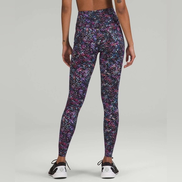 Lululemon Base Pace High-Rise Running Tight 28"
Floral Spray Multi size 6 - Picture 1 of 13